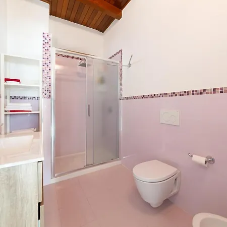 La Casa Sul Porto Apartment *